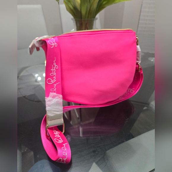 New LILLY PULITZER GIAVANNA AURA PINK NEOPRENE CROSSBODY BAG PURSE - Picture 11 of 11